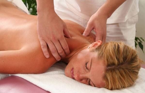 Massage of the cervical spine with osteochondrosis